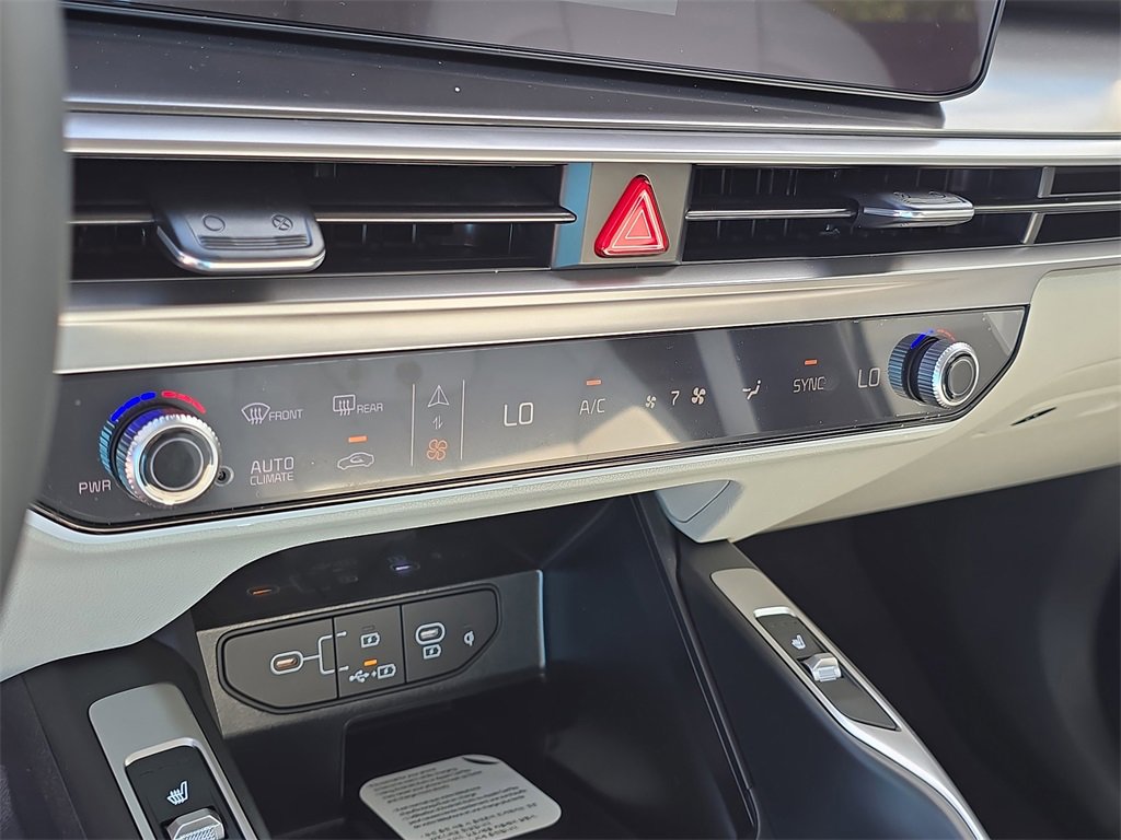 New 2026 Kia Sorento S image 24