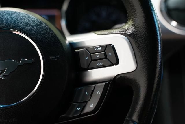 Used 2015 Ford Mustang GT RWD image 18