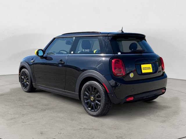 Used 2023 MINI Cooper SE FWD image 3