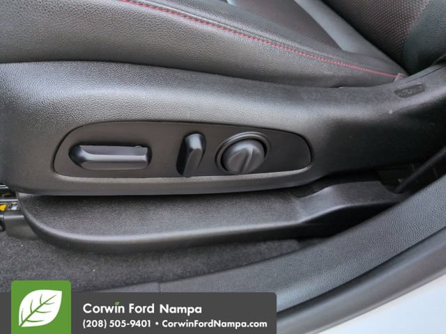 Used 2021 Chevrolet Blazer RS w/ Enhanced Convenience Package AWD/4WD image 12