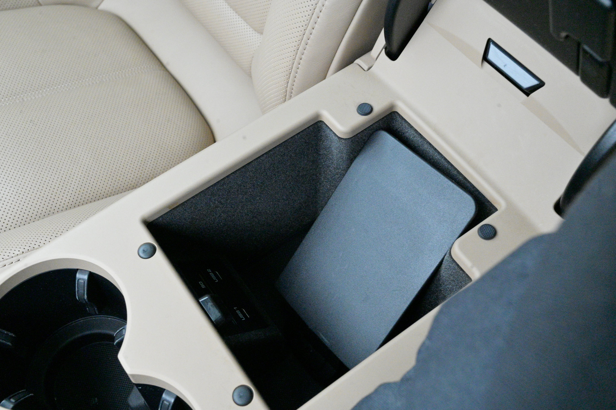 Used 2020 Porsche Macan image 31