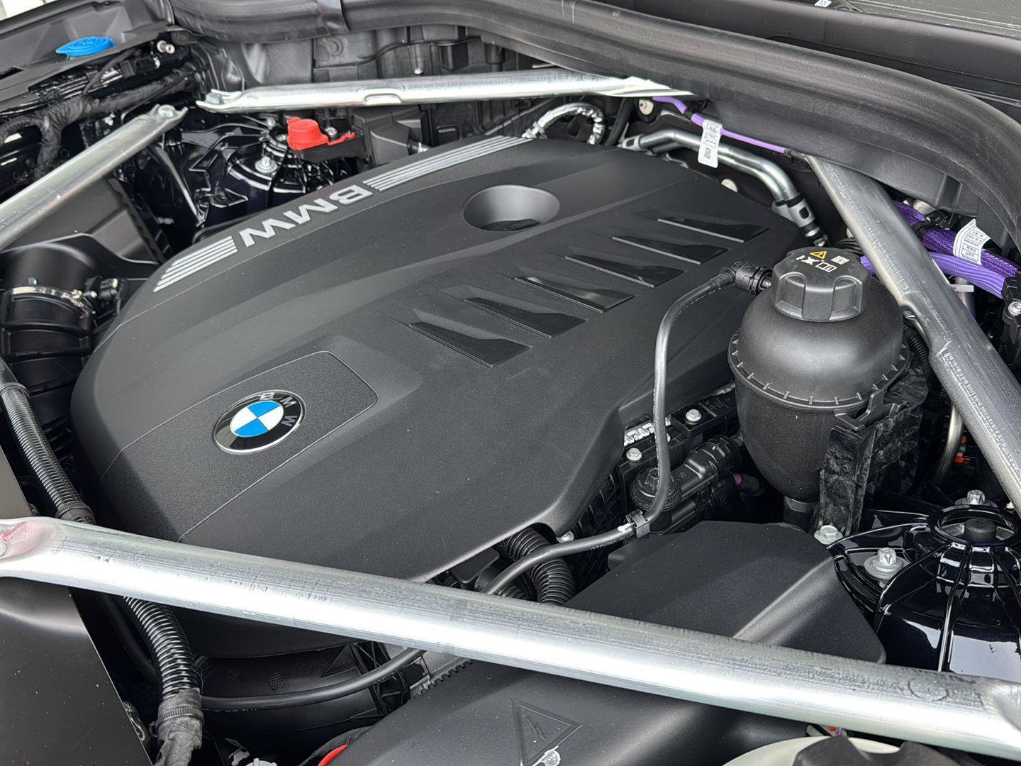 New 2026 BMW X5 xDrive40i w/ Executive Package image 32