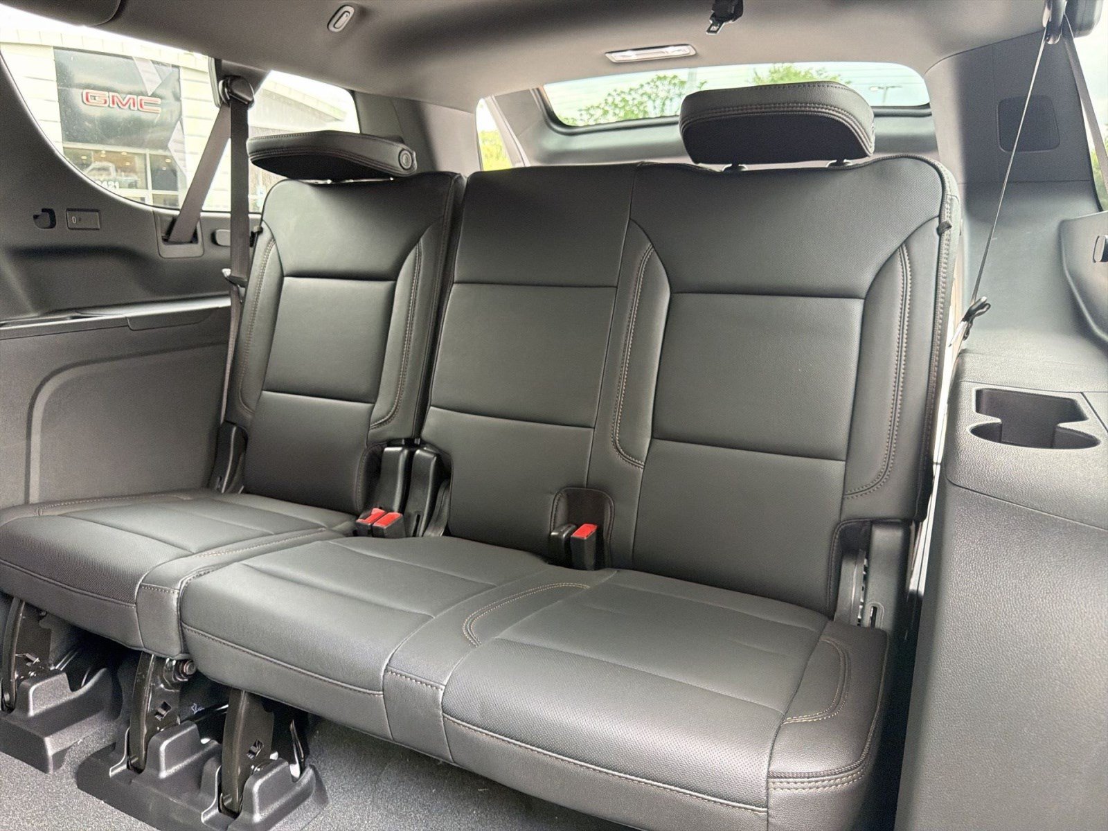New 2026 Chevrolet Suburban High Country AWD/4WD image 20