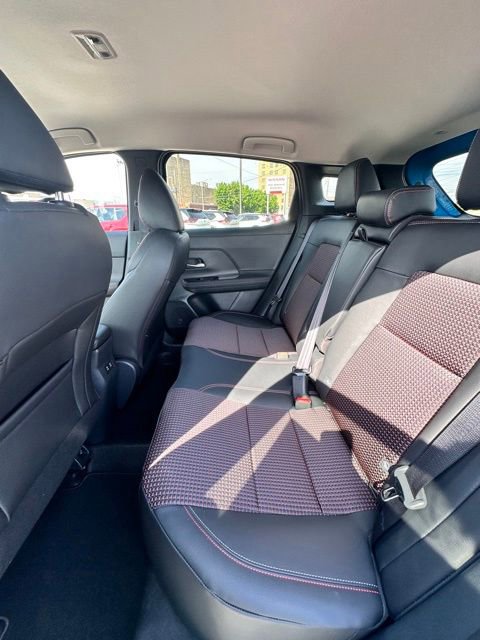 New 2025 Nissan Kicks SR image 30