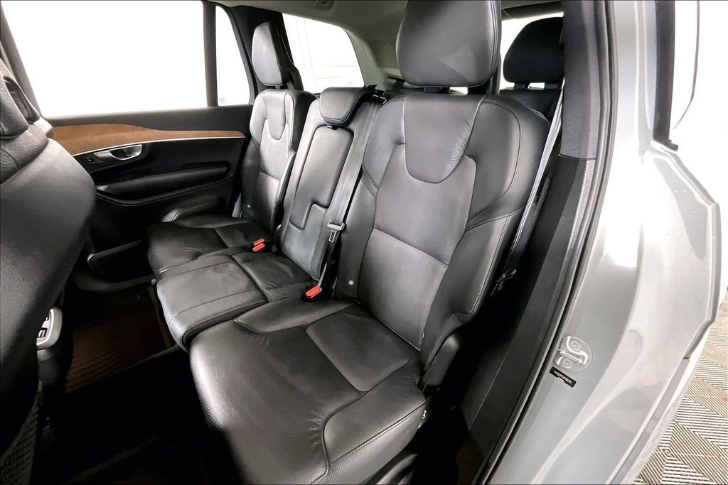 Used 2024 Volvo XC90 B6 Plus image 26