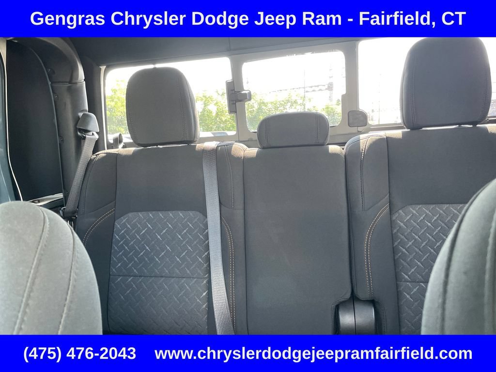 Certified 2025 Jeep Gladiator Mojave w/ Safety Group AWD/4WD image 50