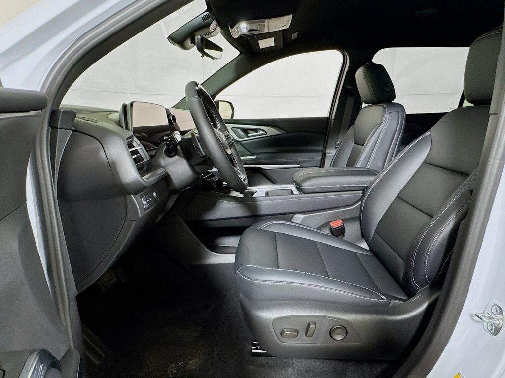 New 2026 Chevrolet Traverse LT w/ Enhanced Driving Package FWD image 12