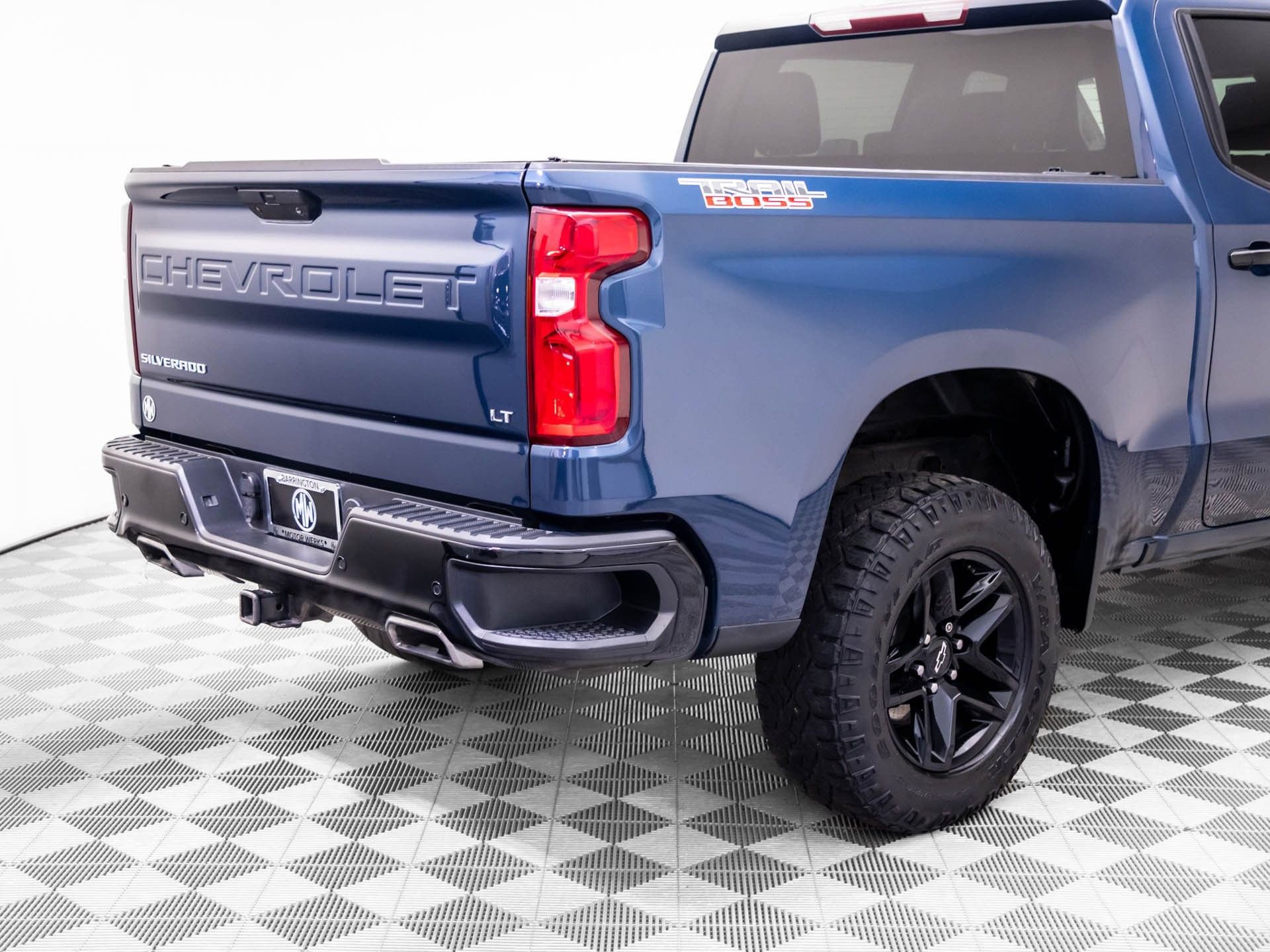 Used 2022 Chevrolet Silverado 1500 LT Trail Boss w/ Safety Package AWD/4WD image 35