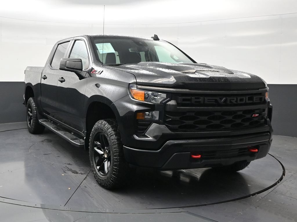 Used 2023 Chevrolet Silverado 1500 Custom Trail Boss AWD/4WD image 7