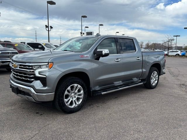 Used 2024 Chevrolet Silverado 1500 LTZ w/ LTZ Premium Package image 16