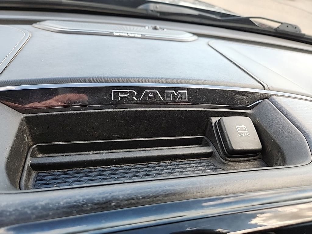 Used 2022 RAM 2500 Limited AWD/4WD image 23