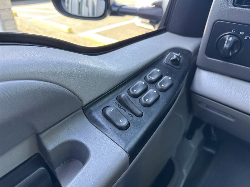 Used 2001 Ford F250 XLT RWD image 41