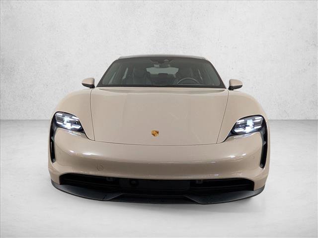 Used 2022 Porsche Taycan image 6