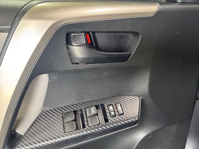 Used 2015 Toyota RAV4 LE FWD image 20