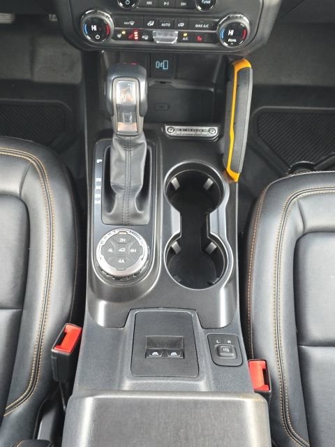 Used 2023 Ford Bronco Badlands image 34