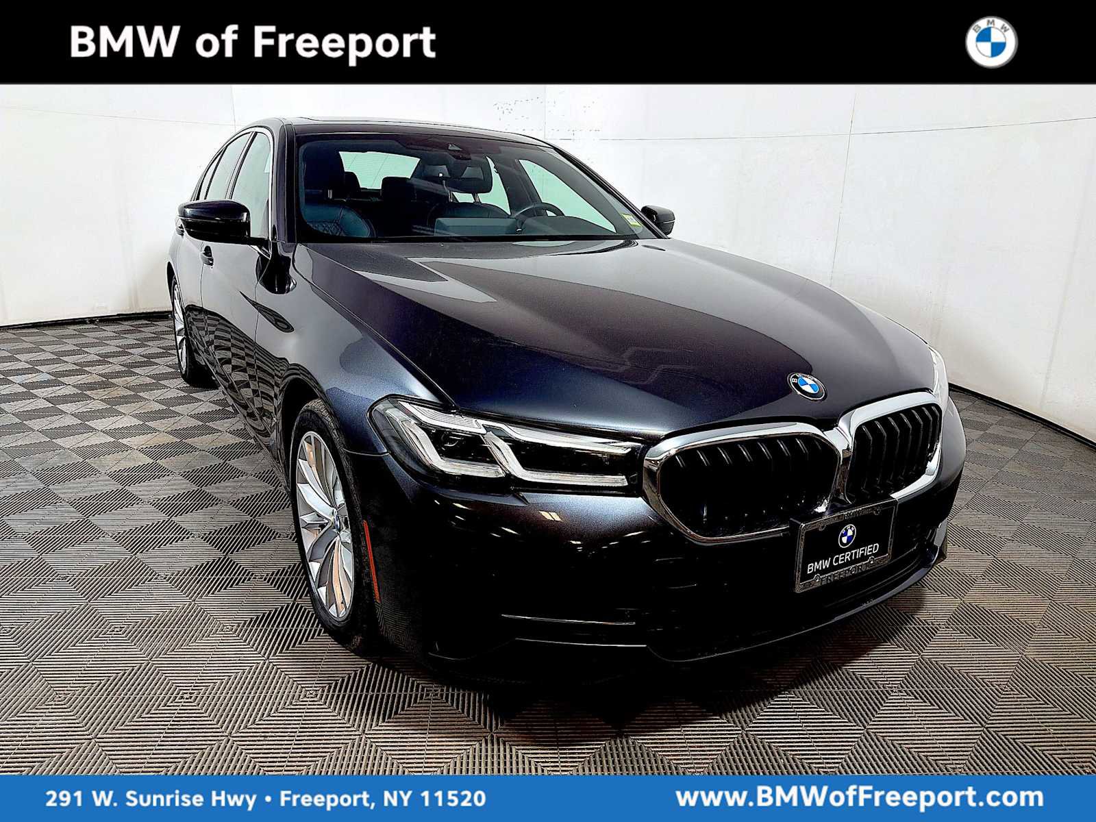 Certified 2023 BMW 530i xDrive w/ Convenience Package image 1