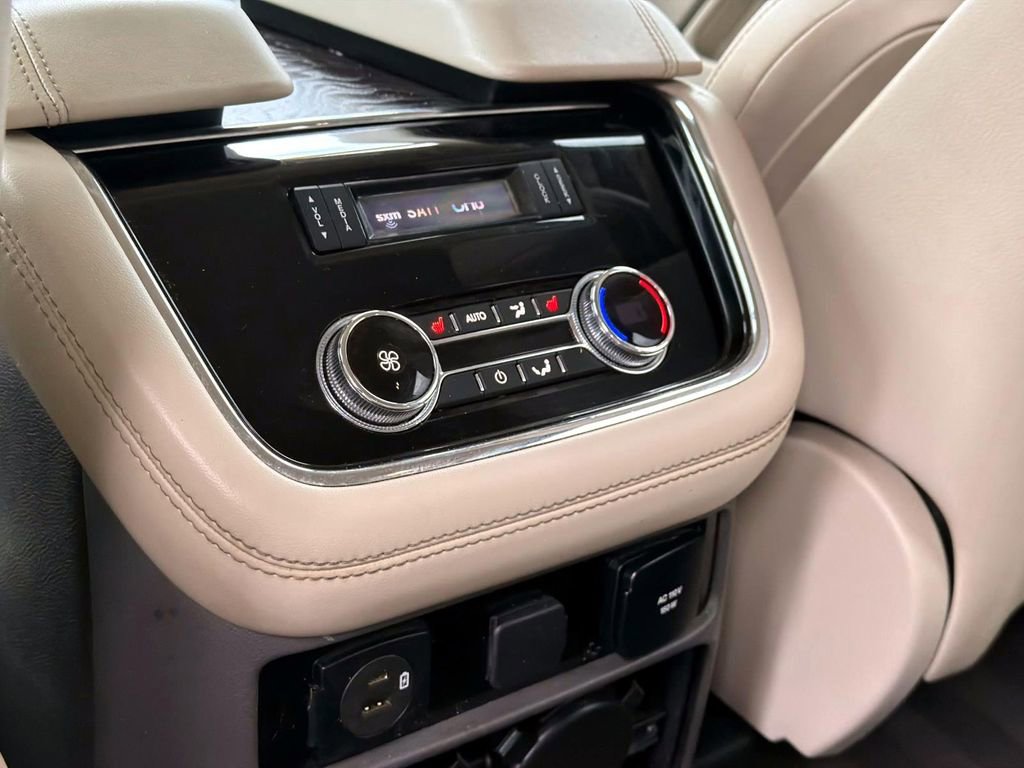 Used 2021 Lincoln Navigator 2WD image 15