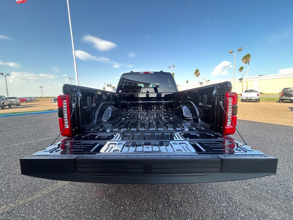 New 2027 Ford F350 Lariat w/ Camper Package RWD image 26