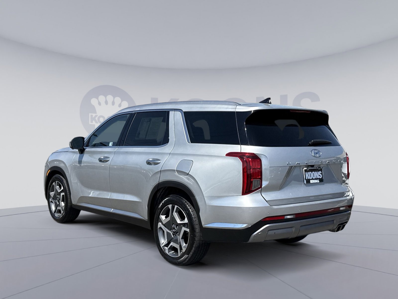Used 2024 Hyundai Palisade Limited image 4