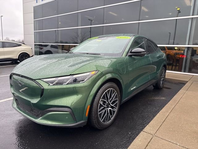 Used 2025 Ford Mustang Mach-E Premium image 3