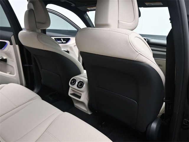 New 2025 Mercedes-Benz GLC 300 image 16