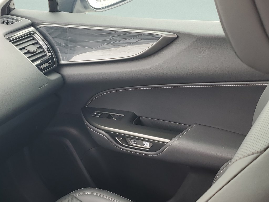 Used 2024 Lexus NX 250 FWD image 13