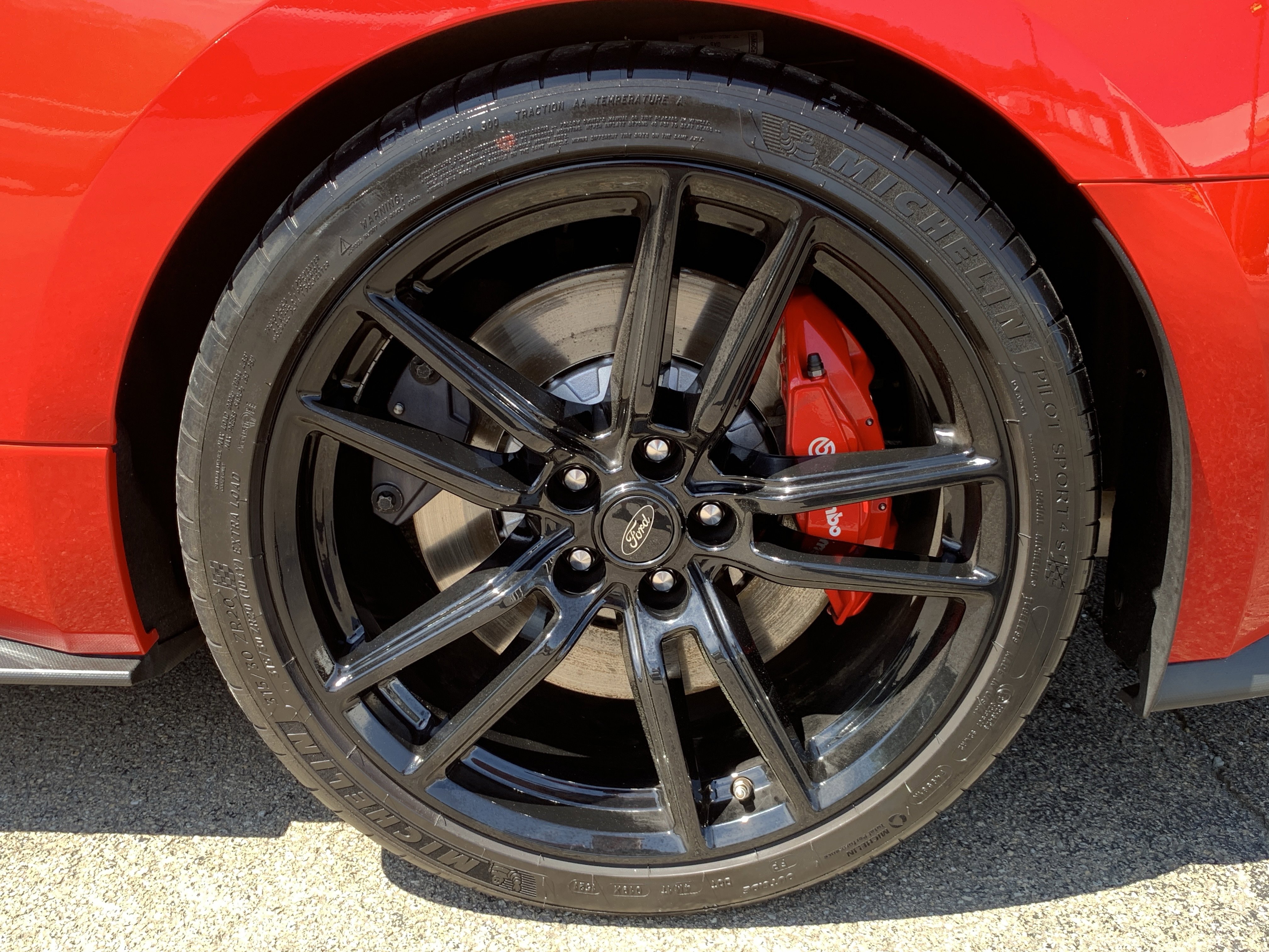 Used 2021 Ford Mustang Shelby GT500 w/ Technology Package RWD image 59