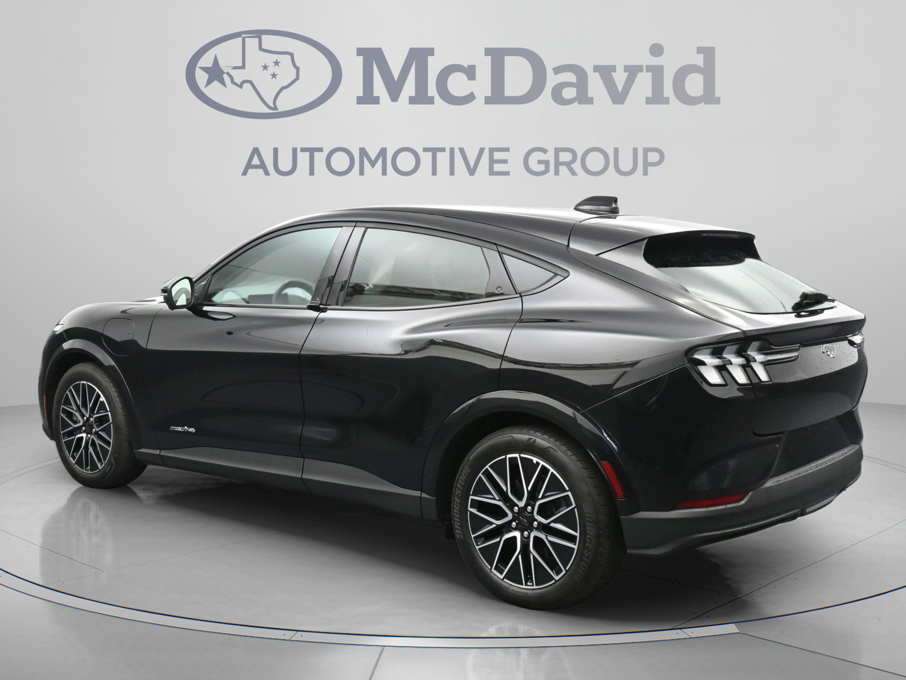 Used 2025 Ford Mustang Mach-E Premium AWD/4WD image 6