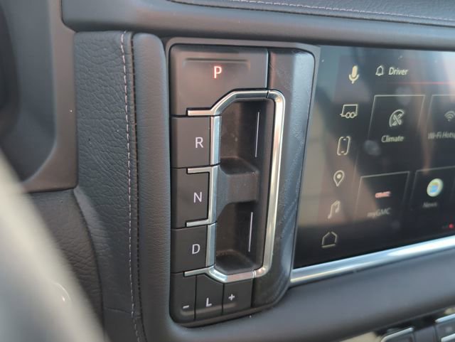 Used 2023 GMC Yukon XL Denali w/ Denali Reserve Package image 23