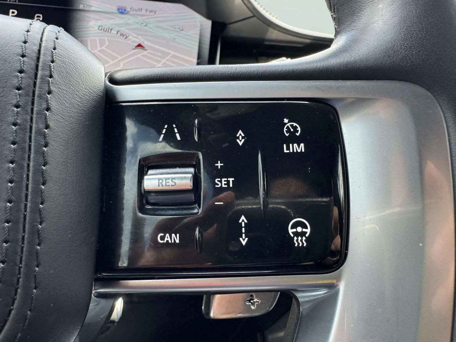 Used 2024 Land Rover Range Rover SE AWD/4WD image 28