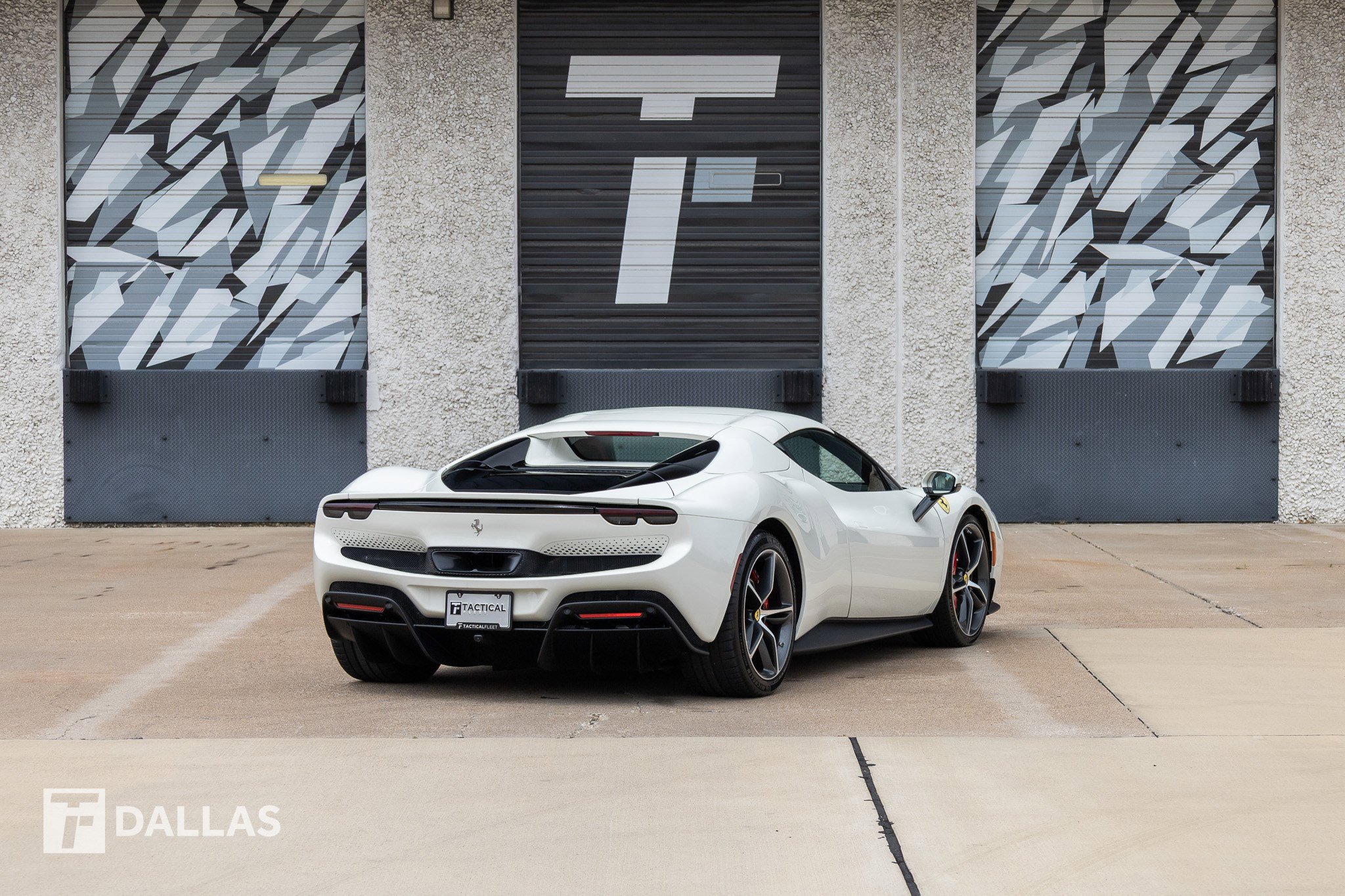 Used 2024 Ferrari 296 GTS RWD image 15