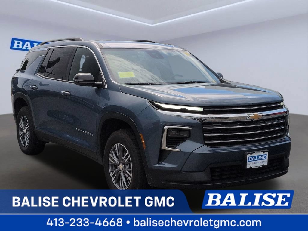 Used 2026 Chevrolet Traverse LT w/ LPO, Floor Liner Package AWD/4WD image 1