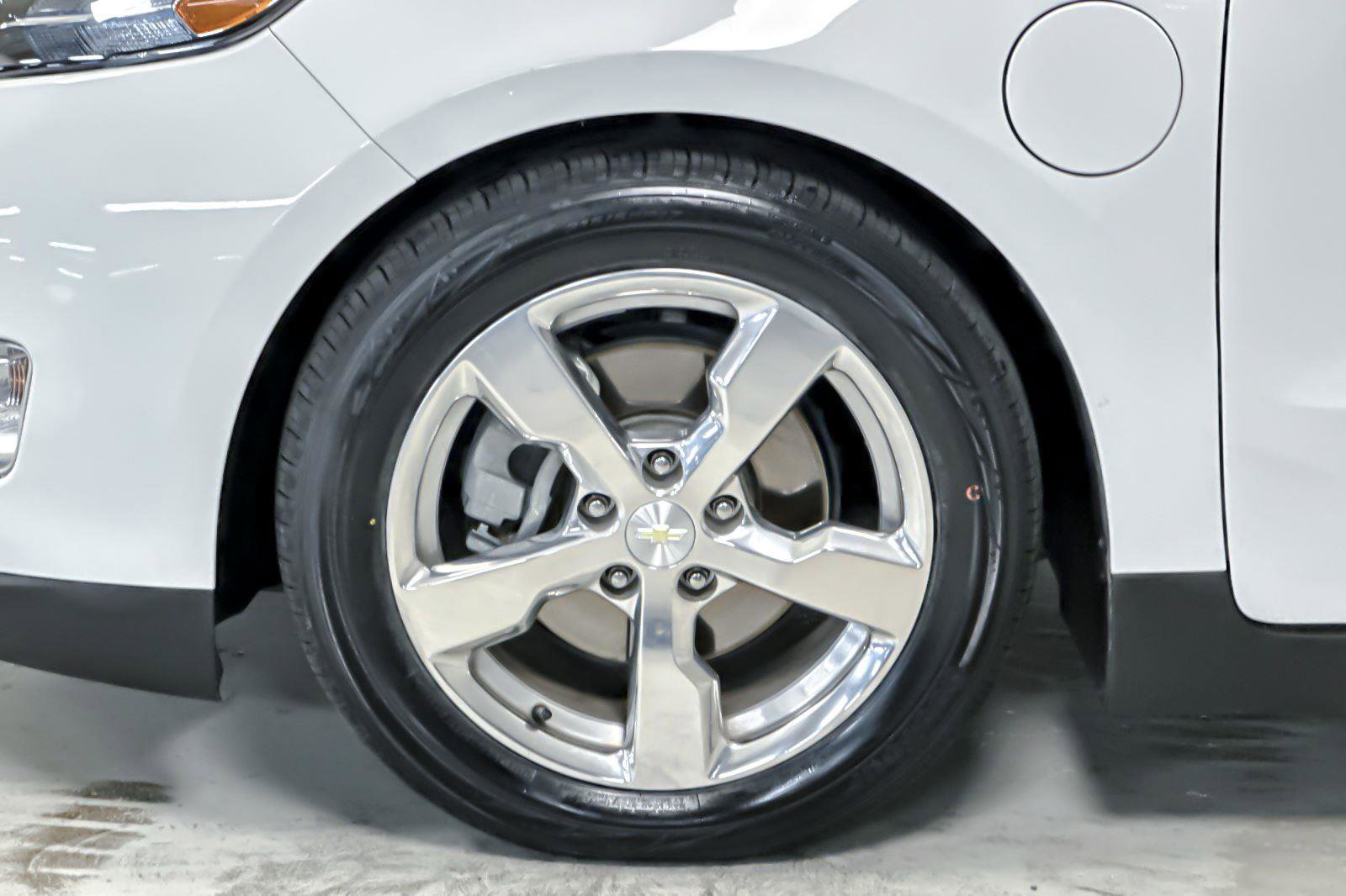 Used 2013 Chevrolet Volt Premium w/ Premium Trim Package image 24
