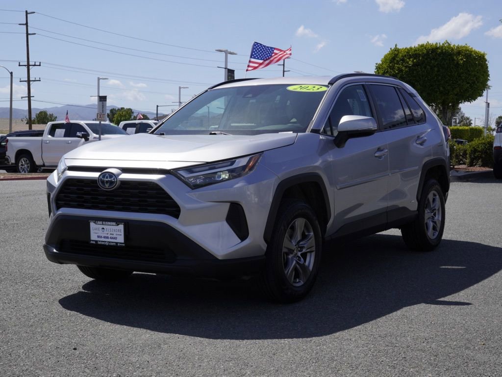 Used 2023 Toyota RAV4 LE AWD/4WD image 8