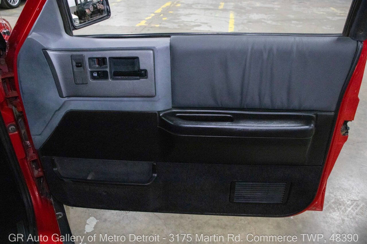 Used 1992 GMC Jimmy AWD/4WD image 36