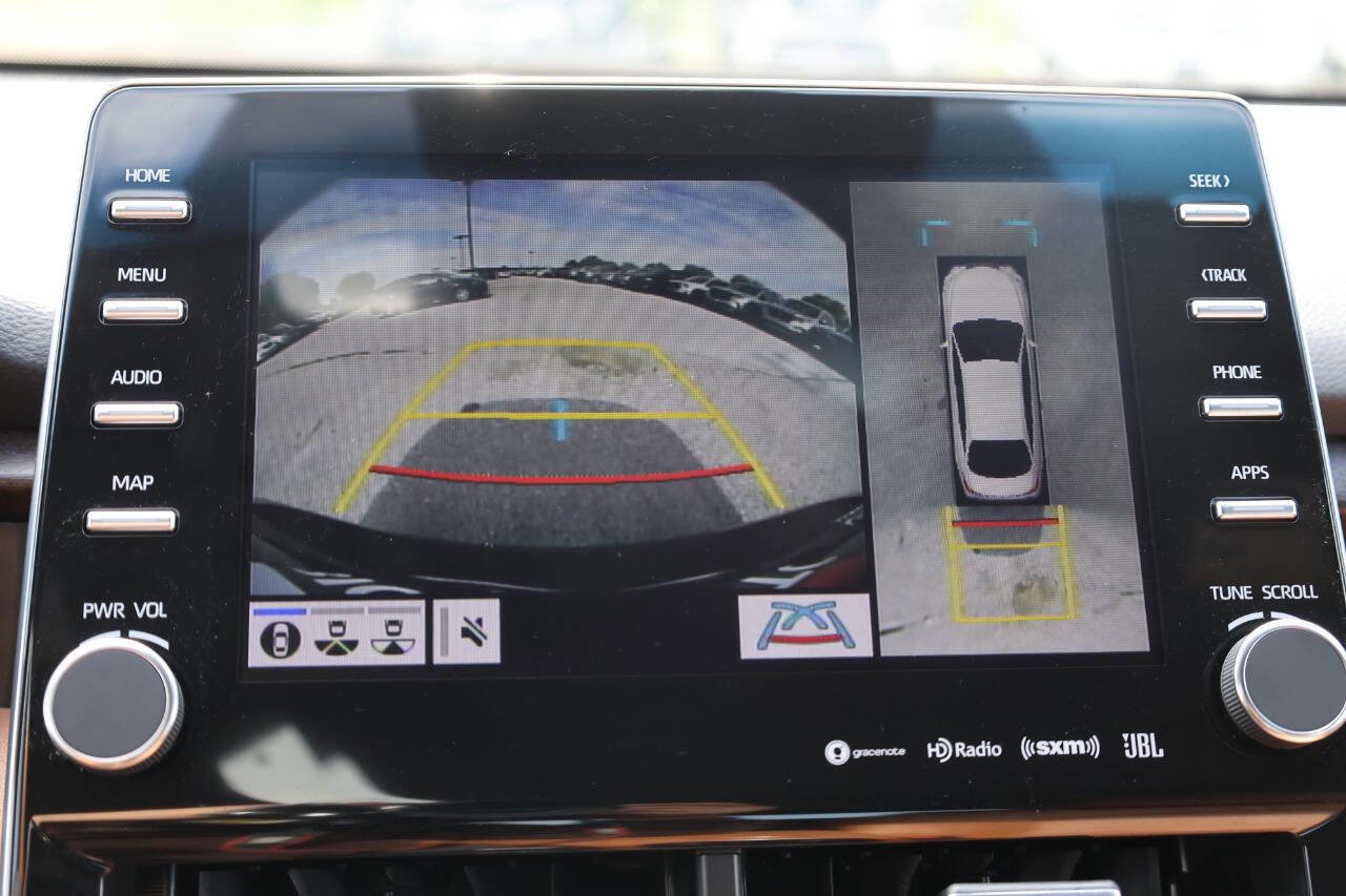 Used 2020 Toyota Avalon Limited w/ Advanced Safety Package FWD image 22