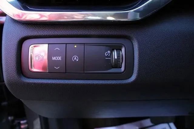 New 2025 GMC Acadia Elevation w/ LPO, Floor Liner Package image 14