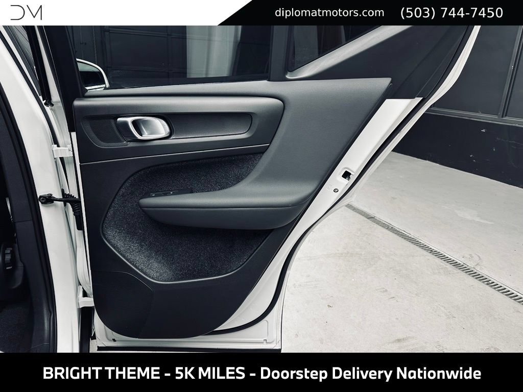 Used 2025 Volvo XC40 B5 Core w/ Protection Package Premier AWD/4WD image 29
