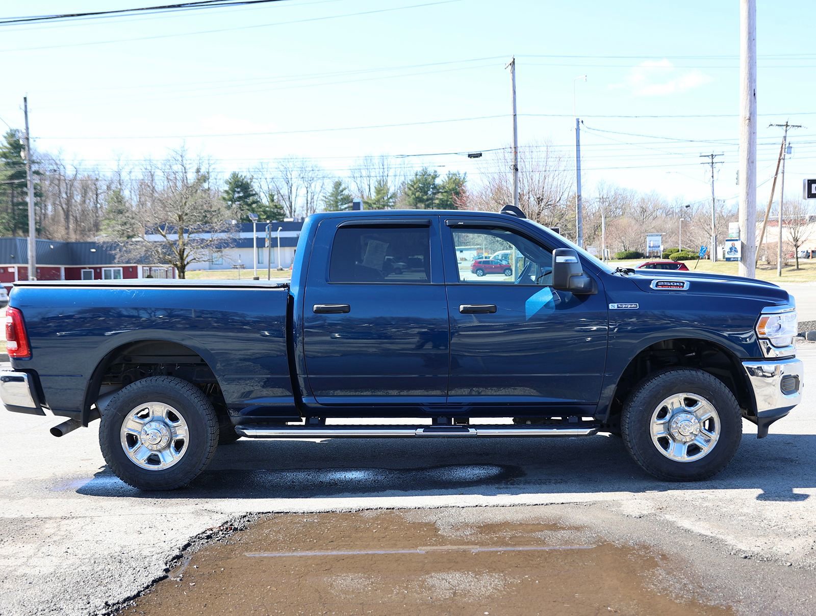 Used 2024 RAM 2500 Tradesman w/ Chrome Appearance Group image 8