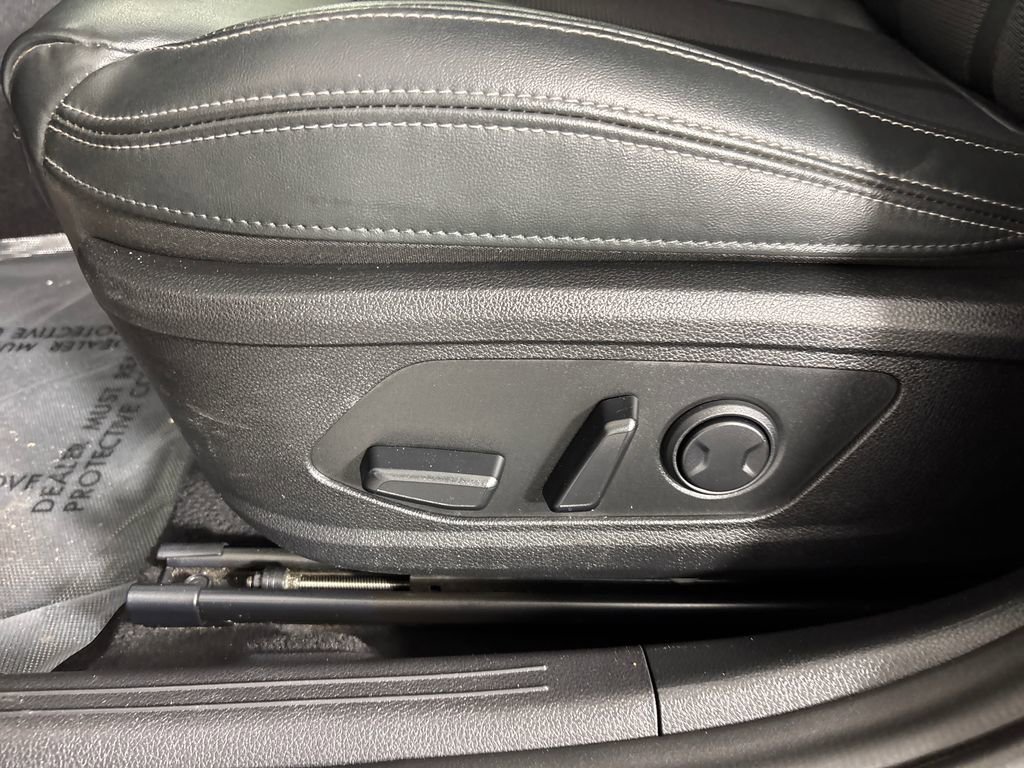 Used 2024 Kia K5 GT-Line w/ GT-Line Premium Package image 9