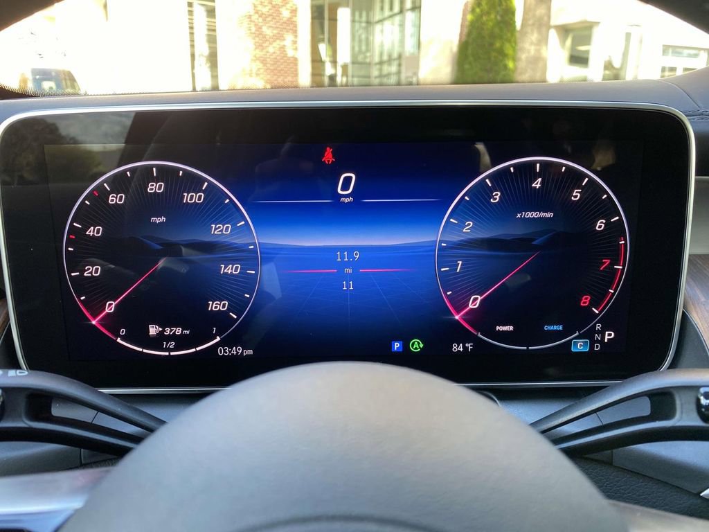 Certified 2025 Mercedes-Benz GLC 300 image 30