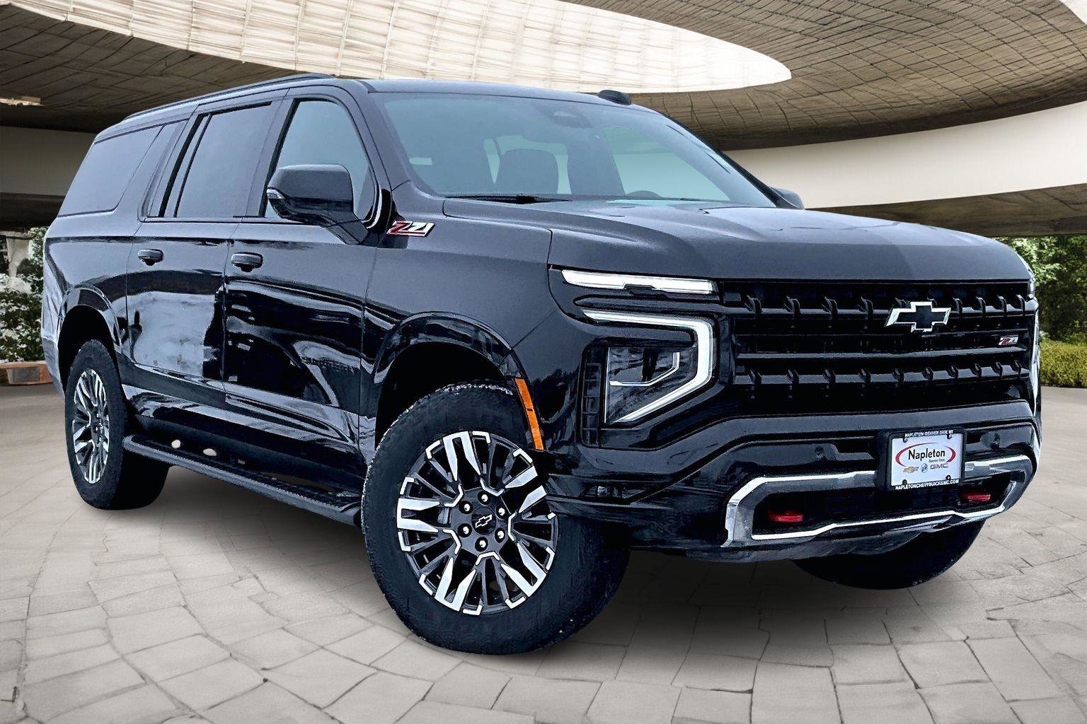 New 2026 Chevrolet Suburban Z71 w/ Comfort Package image 2