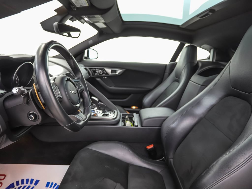 Used 2016 Jaguar F-TYPE S image 11