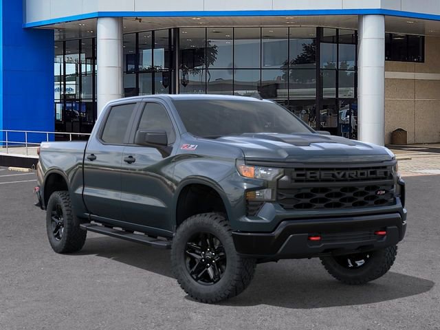 New 2026 Chevrolet Silverado 1500 Custom Trail Boss w/ LPO, Dark Essentials Package AWD/4WD image 7
