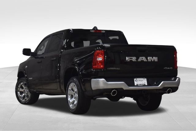 New 2026 RAM 1500 4x4 Crew Cab image 2