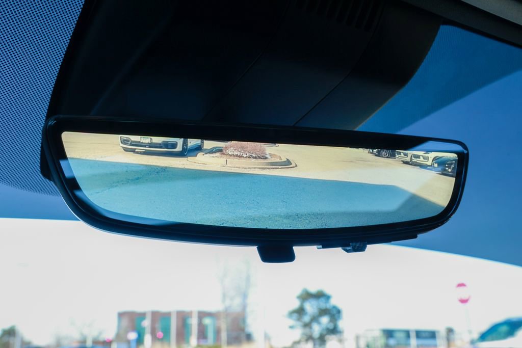 Used 2024 GMC Yukon XL Denali w/ Advanced Technology Package image 51