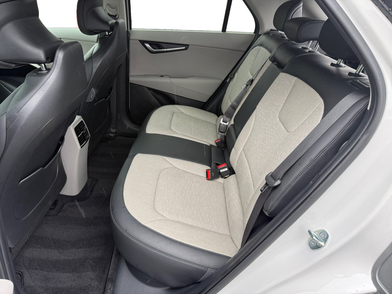 Used 2023 Kia Niro Wave FWD image 16