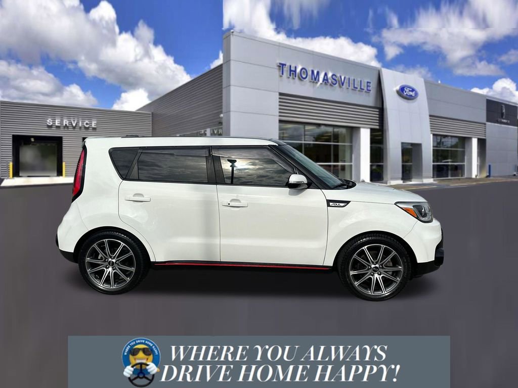 Used 2019 Kia Soul ! w/ Technology Package image 2