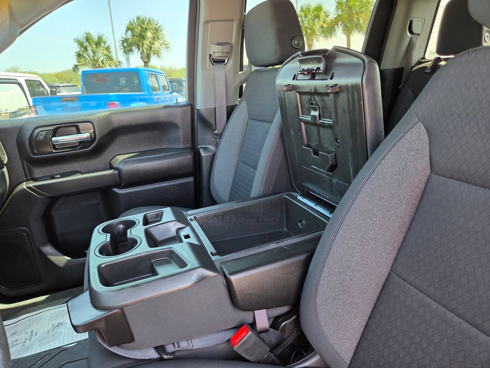 Used 2023 Chevrolet Silverado 1500 Custom RWD image 29