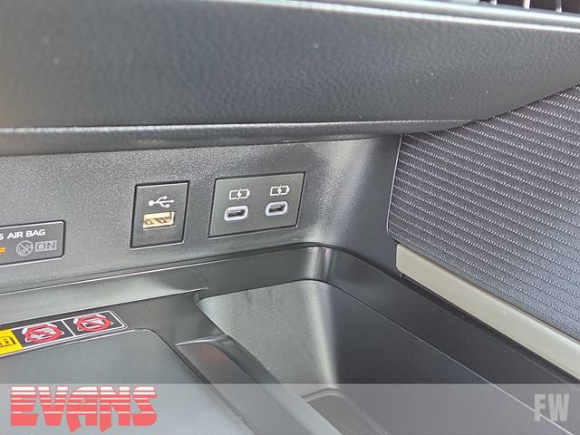 New 2026 Toyota Camry SE w/ Multimedia Upgrade Package AWD/4WD image 10